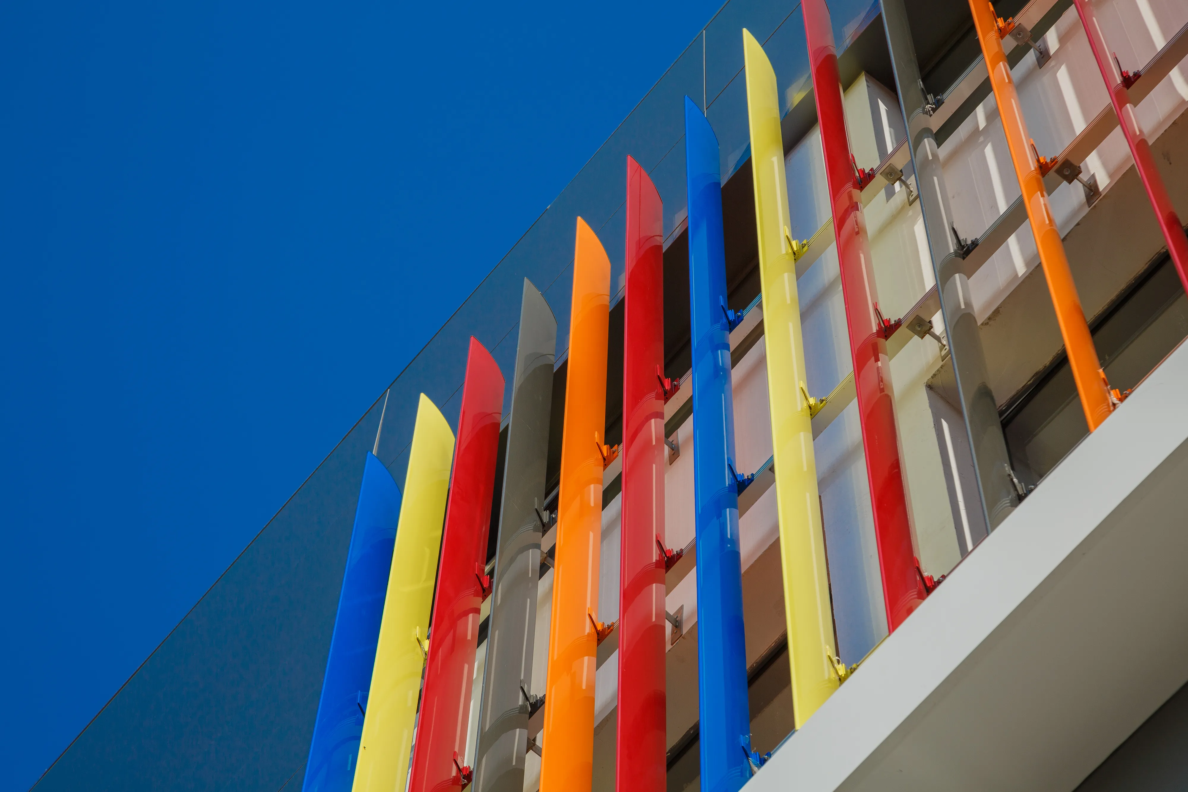 Galerie Brise-soleil BREEZE à lames en ailes d'avion