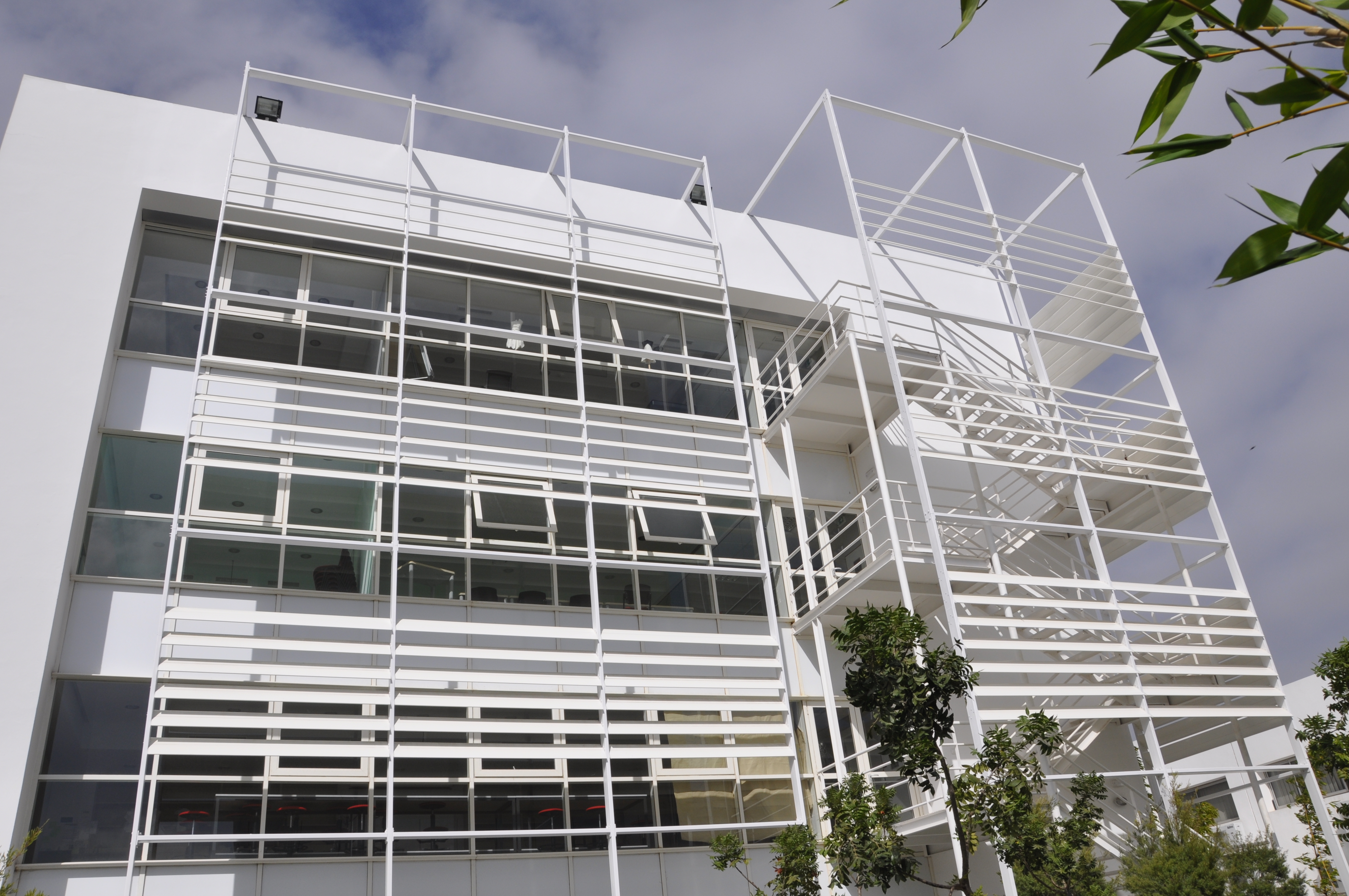 Brise soleil BREEZE - Lames en ailes d'avion